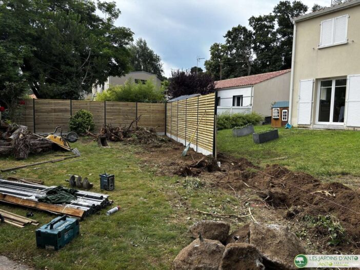 Clôture panneaux bois sans cadre à Saint Brévin