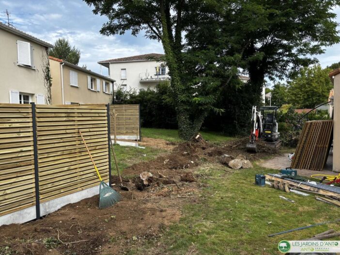 Clôture panneaux bois sans cadre à Saint Brévin